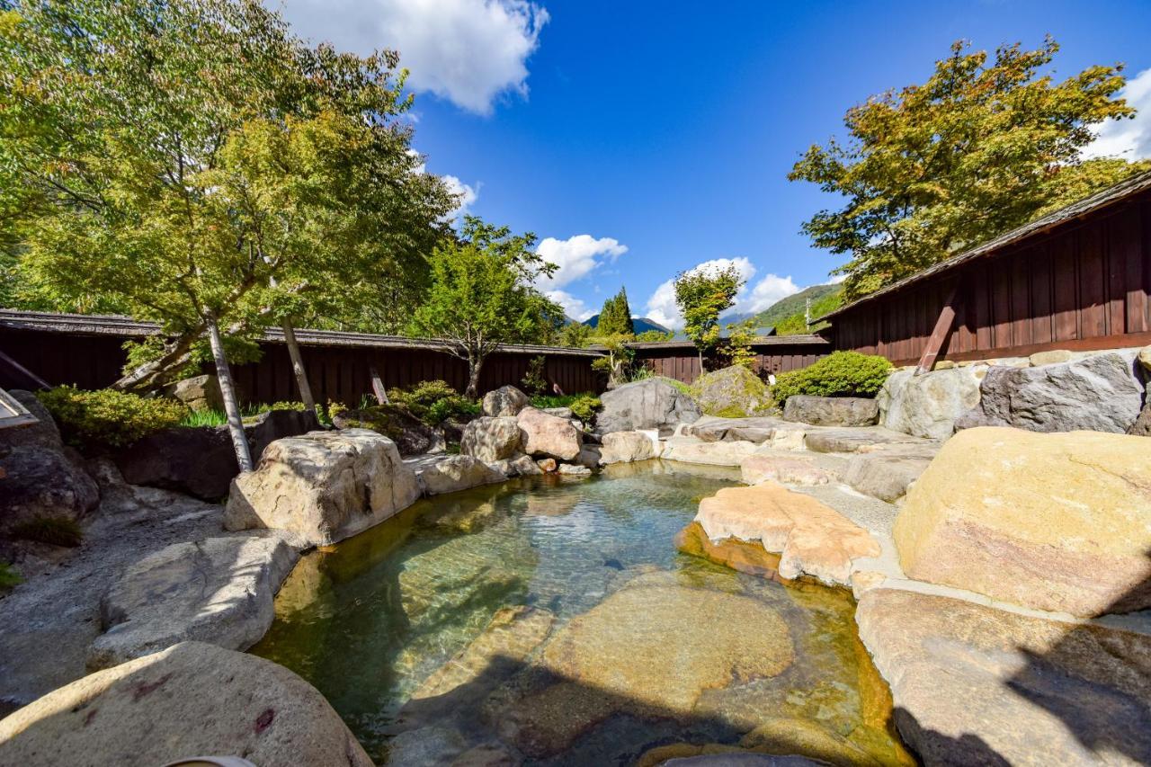 Resort Inn Chirorian Такаяма Экстерьер фото